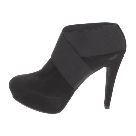 Stuart Weitzman booties 7.5 black - Picture 2 of 3